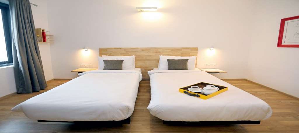 Oyo Townhouse 018 Medanta Hotel Gurgaon Bilik gambar